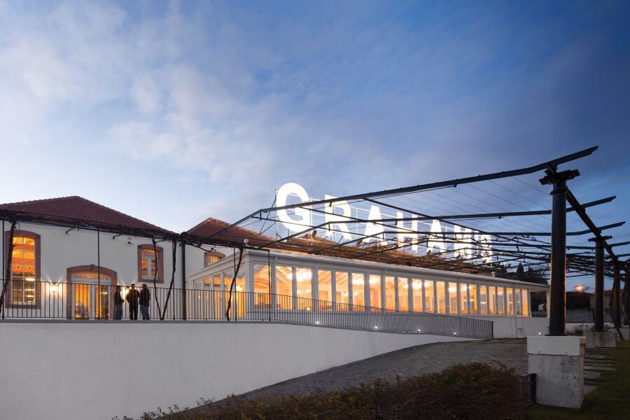 Porto: Graham's Port Lodge Tour with Premium Wine Tastings - Final verdict: book it if you want Port with context