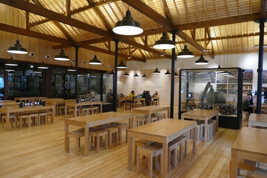 Porto: Graham's Port Lodge Tour with Premium Wine Tastings - Practical plan for a smooth visit