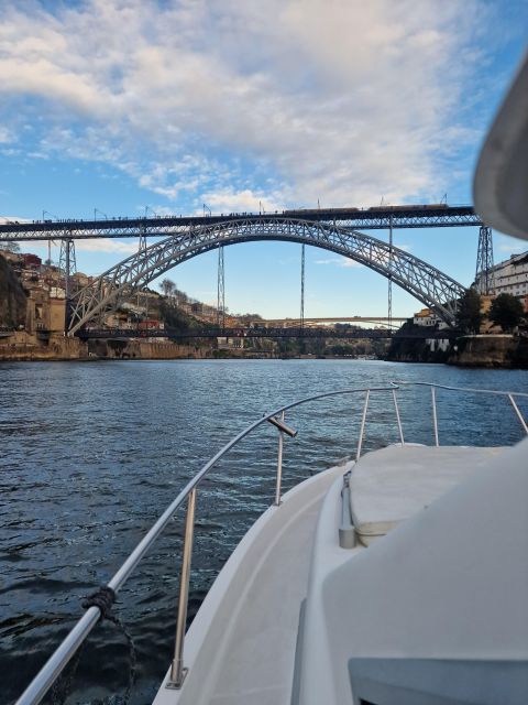 Porto: Guide Boat tour with tasting of 4 Port wines - Why a Douro cruise is a smart way to see Porto