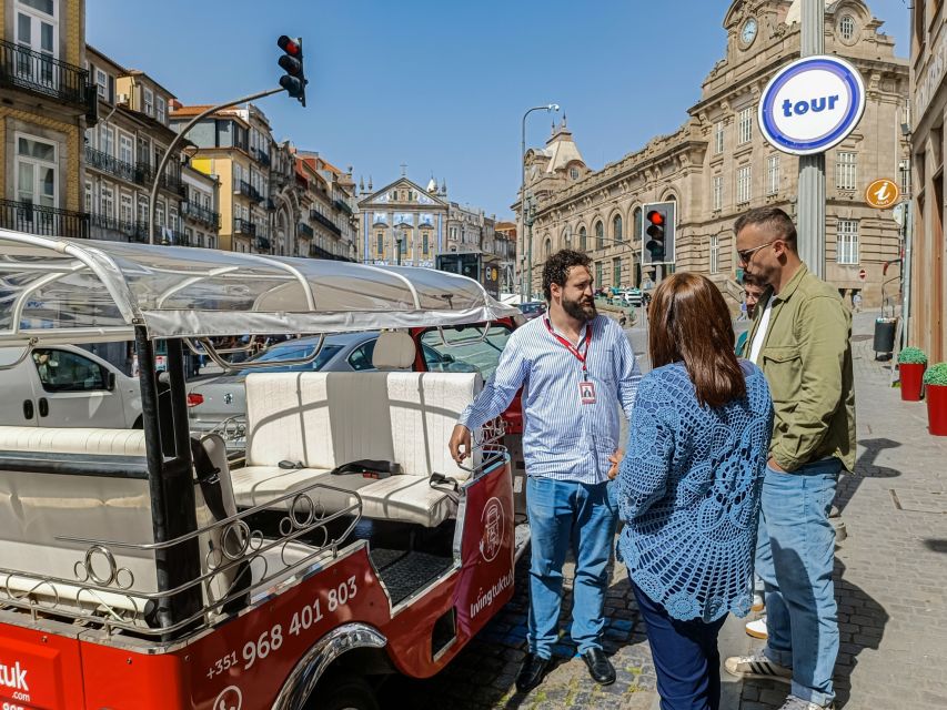 Porto: Guided Tour by Tuk-Tuk & Optional Douro River Cruise - Guides, Commentary, and Sound