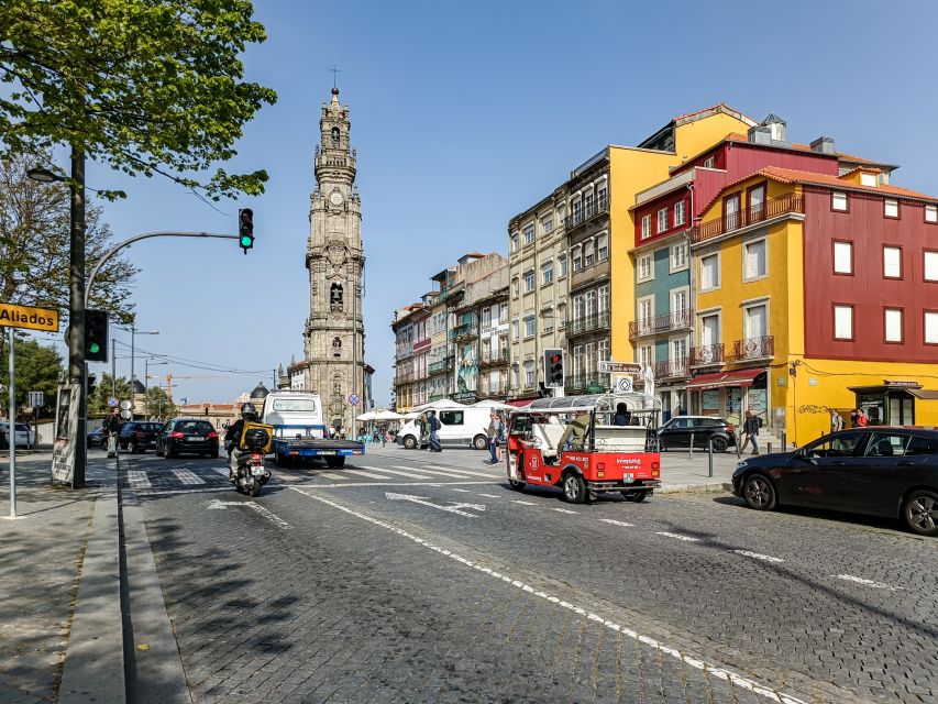 Porto: Guided Tour by Tuk-Tuk & Optional Douro River Cruise - São Bento Station and Porto’s Central Sights