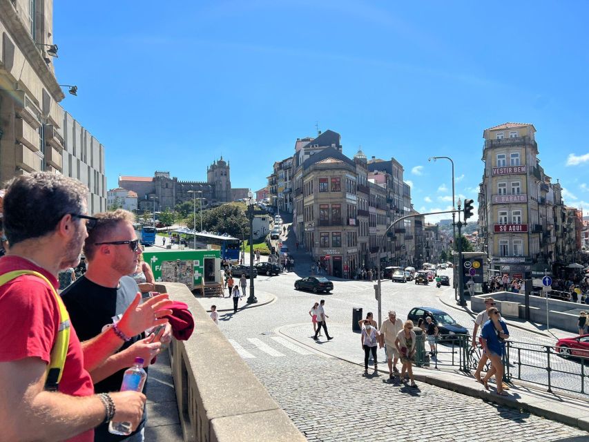 Porto: Guided Walking Tour - Starting at Lions Square in Porto