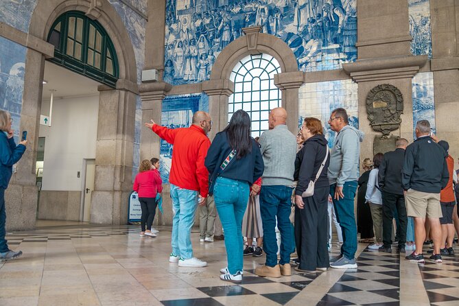 Porto Half-Day Guided Historical Tour with Port Cellar Visit and Tasting - Who should book this four-hour tour