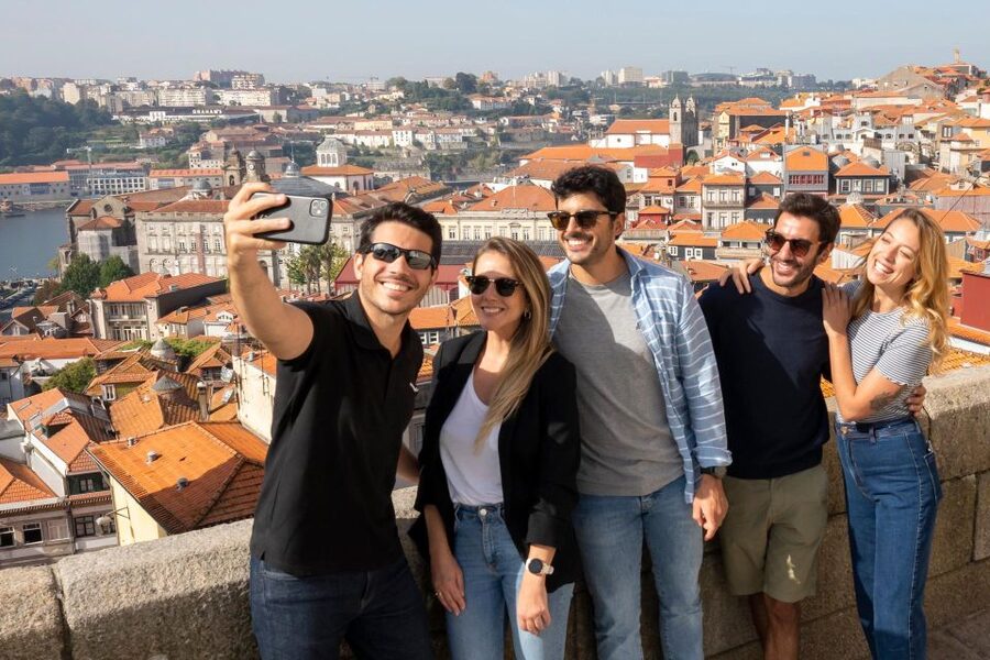 Porto: Helicopter Ride, Guided Walking Tour & River Cruise - FAQ