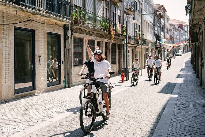 Porto Highlights in 3 Hours E-Bike Tour - Historical, Sightseeing - Crossing the Infante Bridge