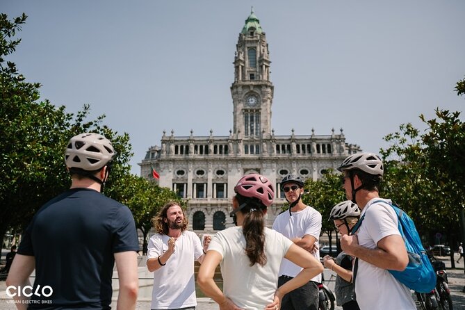 Porto Highlights in 3 Hours E-Bike Tour - Historical, Sightseeing - Porto Cathedral and São Bento Station