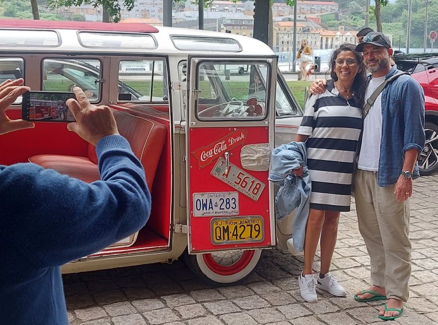 Porto: Historic Center and Surroundings Tour by VW Kombi - Viewpoints at Virtudes and São Bento da Vitória