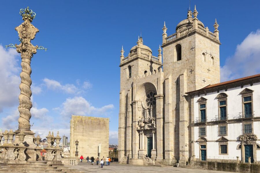 Porto: Historic City Center Walking Tour - Why Porto makes more sense on foot