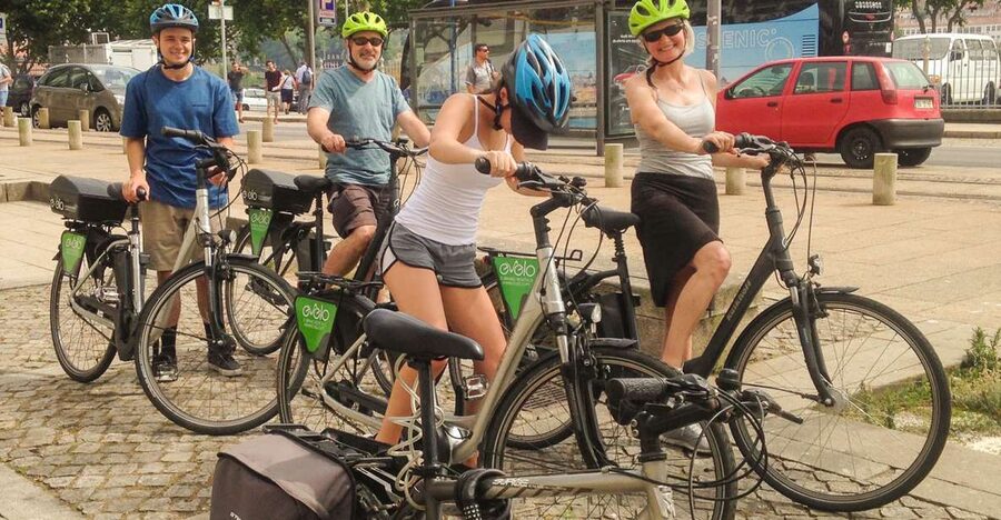 Porto: Historic e-Bike Tour with a guide - Why an e-bike is a smart way to see Porto