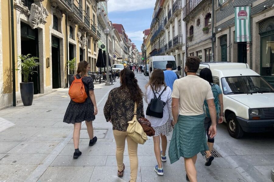 Porto: Historical Center Walking Tour - Who should book this Porto walking tour?
