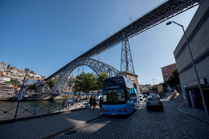 Porto Hop On Hop Off Bus Tour with Wine tasting & Night tour - Serralves, City Park, and Castelo do Queijo