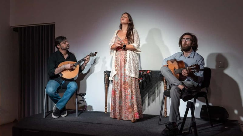 Porto: Live Fado Concert with Glass of Tawny Port Wine - The Musicians, Singers, and Intimate Room