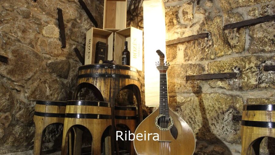 Porto: Live Fado Show with Glass of Port Wine - Is $23 a fair price?