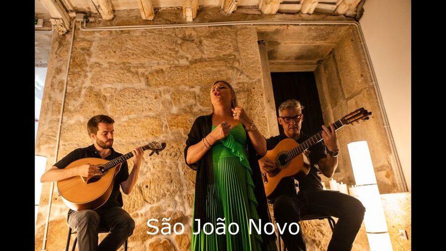 Porto: Live Fado Show with Glass of Port Wine - Who will enjoy this fado show most