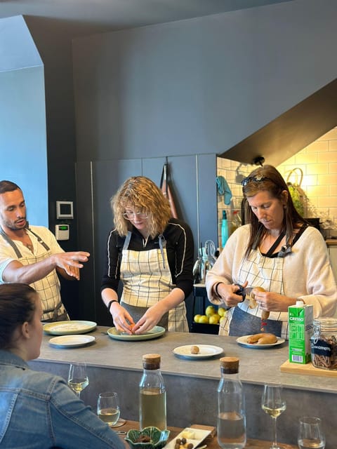 Porto: Local Market Tour & Cooking Class/Showcooking - Portuguese food culture before the cooking