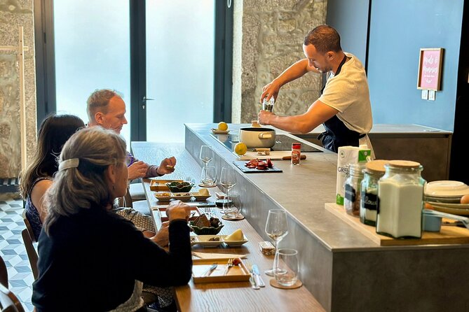 Porto Local Market Visit & Cooking Class / Showcooking - Who should book this Porto food experience?