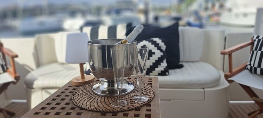 Porto: Luxury Yacht Tour of the 6 Bridges and Douro Estuary - Sunset timing, seating, and comfort