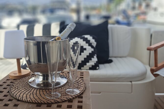 Porto: Luxury Yacht Tour on the Douro River - Sunset or Daytime - The Douro Estuary and the Atlantic sunset