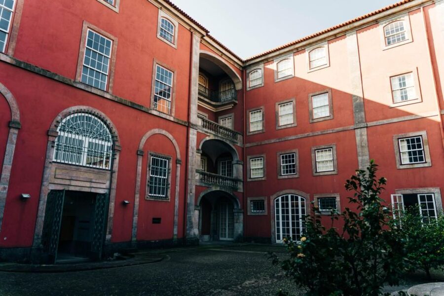 Porto: National Museum Soares dos Reis E-Ticket & City Tour - What the museum experience really includes