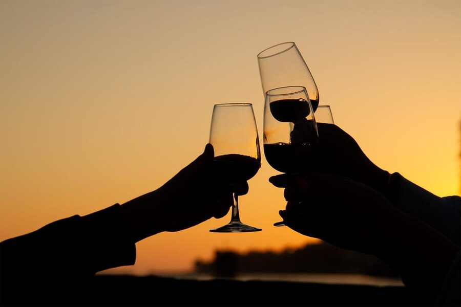 Porto: Port Wine Sunset Boat Tour - Why Porto looks different from the Douro