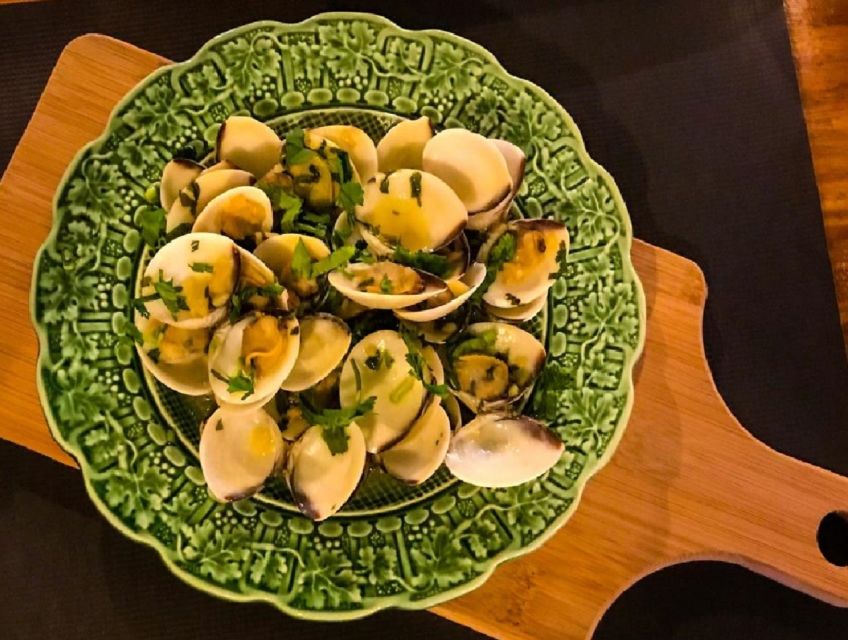 Porto: Premium Portuguese Food Tour and Sightseeing - Key points to know before booking