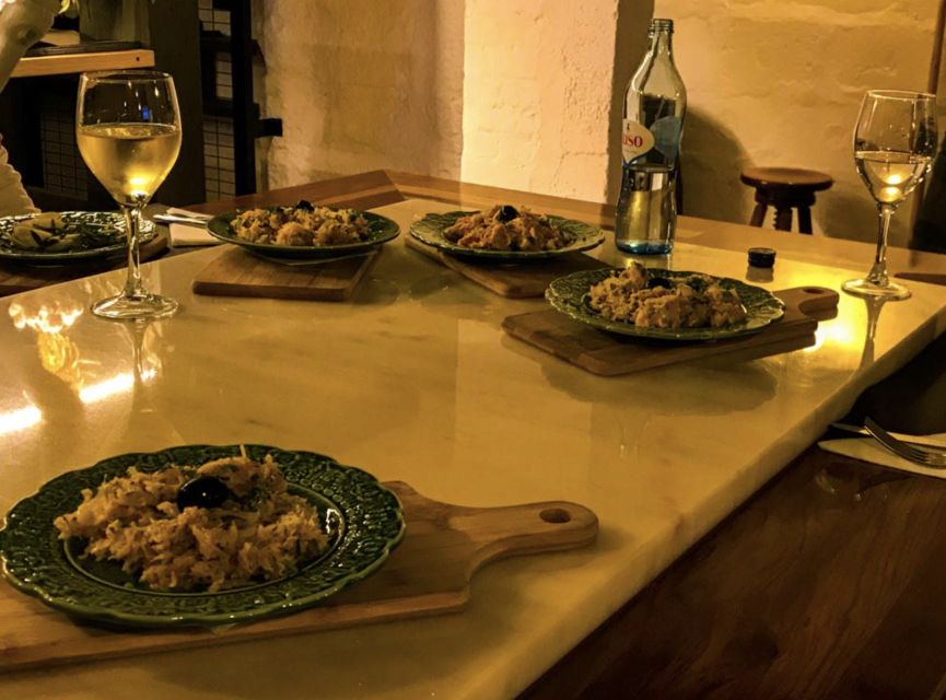 Porto: Premium Portuguese Food Tour and Sightseeing - Who will get the most from this Porto food walk?
