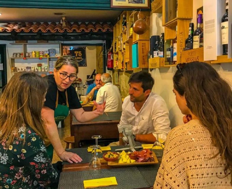 Porto: Premium Portuguese Food Tour and Sightseeing - First stop: a local café and a gentle introduction