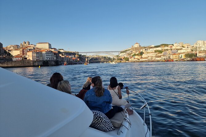 Porto: Private 6 bridges tour, Douro river with sunset option - The Eiffel-style bridge and photo stop