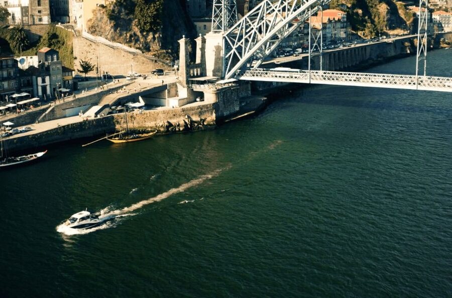Porto: Private Boat Tour in Douro River - The $250 price and who gets good value