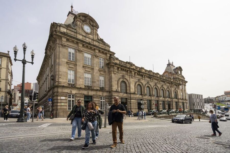 Porto: Private Custom Tour with a Local– Icons & Hidden Gems - The Famous Porto You Can Request