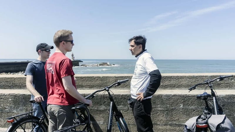 Porto Private E-Bike Tour: Douro River, Parks & Beaches - Returning through Parque da Cidade and Pasteleira Park