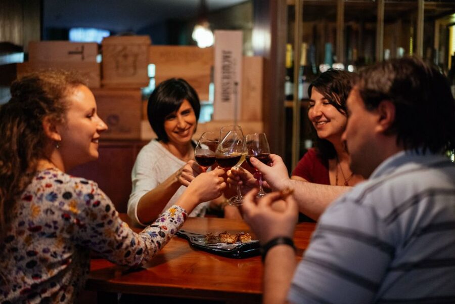 Porto: Private Evening Tour with Drinks & Bites - Key points to know before booking