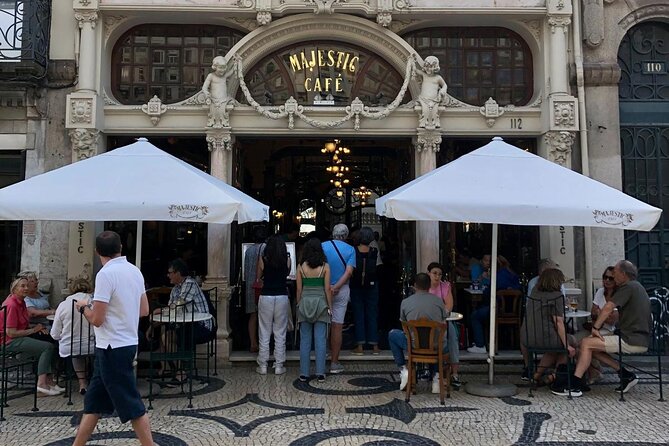 Porto Private Gourmet Food & Wine Historic Tour with a Sommelière - The main event: 20-plus Portuguese petiscos