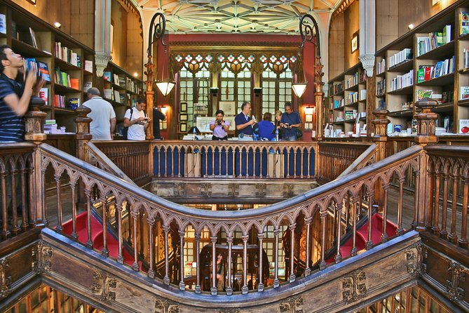 Porto: Private Guided Walking Tour - Who gets the best value