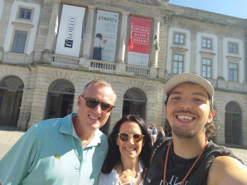 Porto Private Half Day Walking Tour: Cruise & Wine Tasting - Seeing Porto on foot