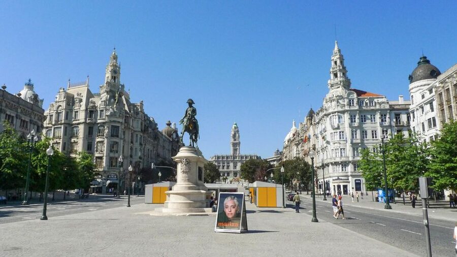 Porto private morning Tour, see the most iconic attractions - From the river to the Atlantic coast