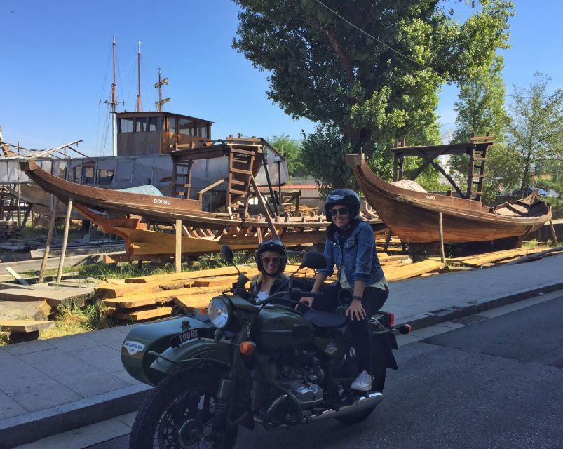 Porto Private Sidecar Tour - Vila Nova de Gaia and Cais de Gaia