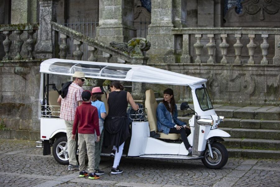Porto: Private Sightseeing Tour by Electric Tuk Tuk - Starting near Alexandre Herculano Street