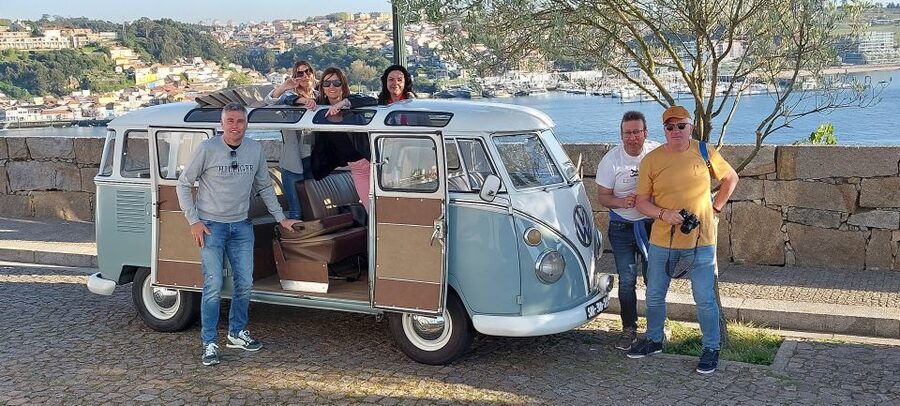 Porto: Private Sightseeing Tour by VW Kombi (2–8 People) - What the guide adds to the ride