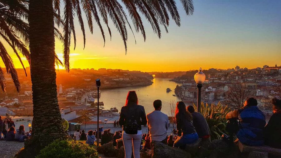 Porto: Private Sunset Walking Tour with Port Wine and Views - Who will get the most from this Porto walk?