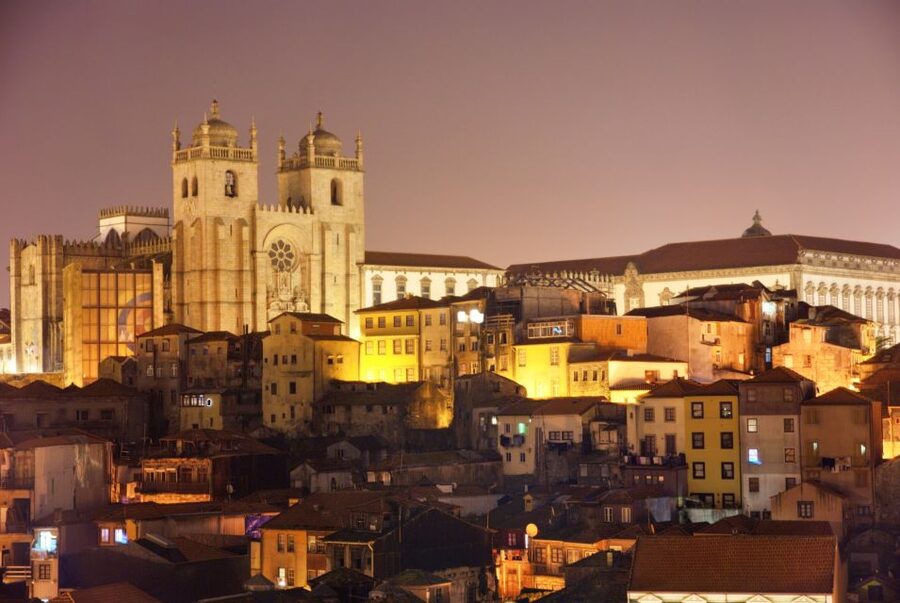 Porto: Private Sunset Walking Tour with Port Wine and Views - Booking flexibility and drink options