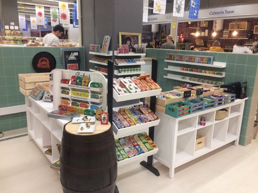 Porto: Private Walking Food Tour with Tastings - Why this food walk works well in Porto