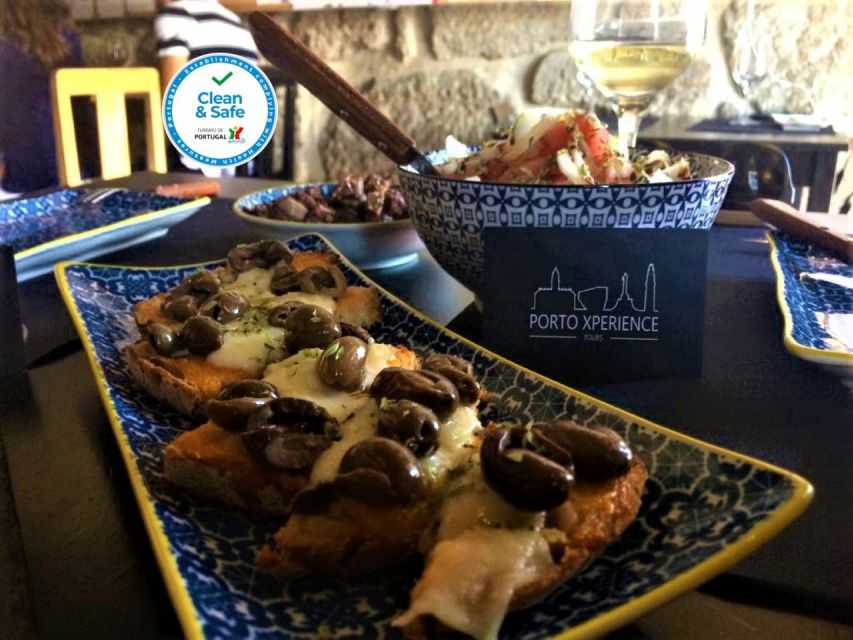 Porto: Private Walking Food Tour with Tastings - Sé and Porto’s oldest-feeling streets