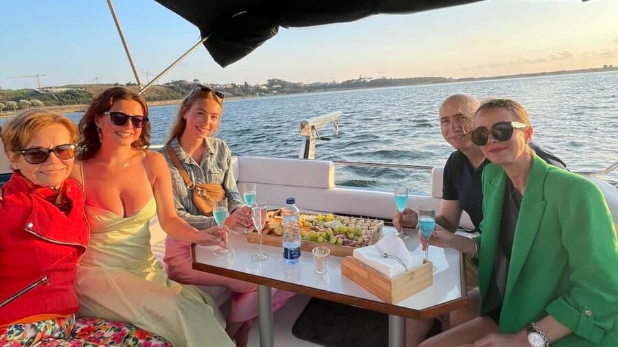 Porto: Private Yacth Cruise with Wine, Snacks & 6 Bridges - Cheese, charcuterie, port, and sparkling wine