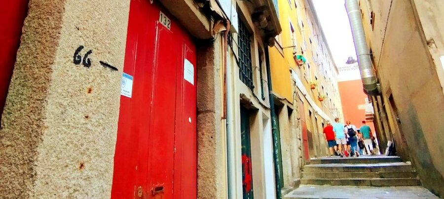 Porto Ribeira and highlights Private Walking Tour - Starting at Sé, Porto’s oldest quarter