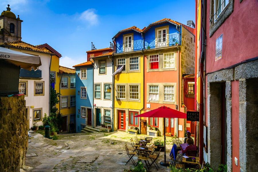 Porto Ribeira and highlights Private Walking Tour - Alminhas of the Bridge and Rua de Sant’Ana