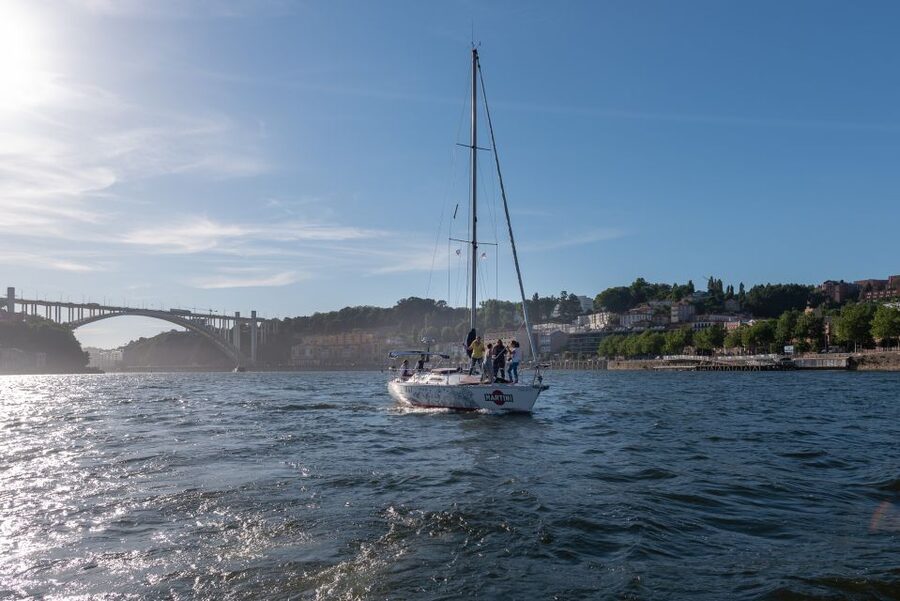 Porto: Romantic Sailboat Cruise - Starting at Douro Marina and São Pedro da Afurada
