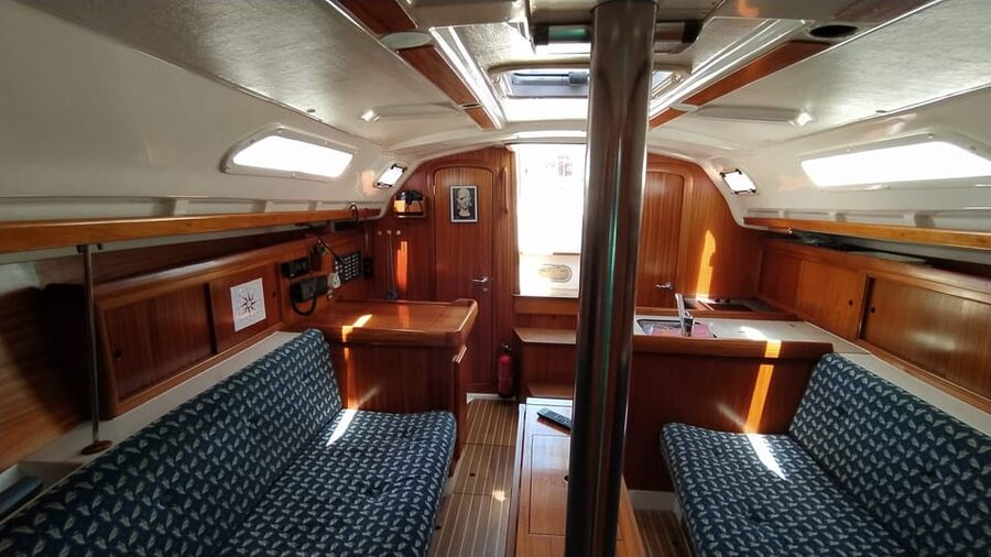 Porto: Sail the Douro River Private 3-Hour Cruise - Entering the Douro toward Ribeira