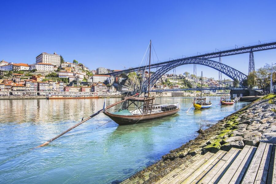 Porto: Six Bridges Cruise - Boarding at Av. de Diogo Leite 408