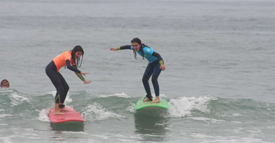 Porto: Small Group Surf Lesson with Transportation - Why a group of seven matters